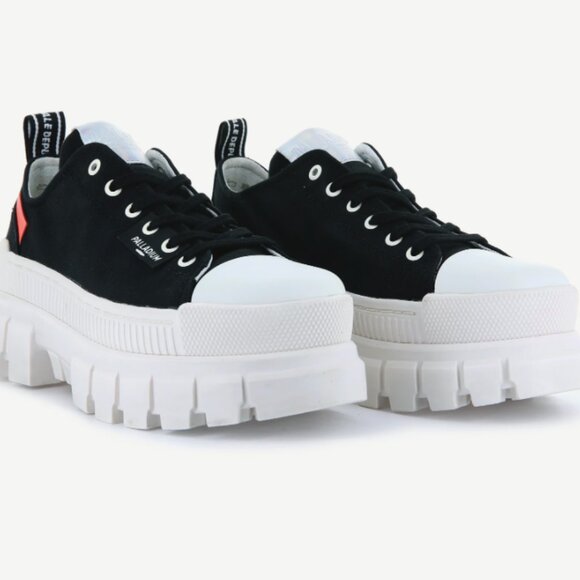 Palladium Revolt Lo Tx Sneaker Boots 97243-016 S25 - Picture 3 of 7